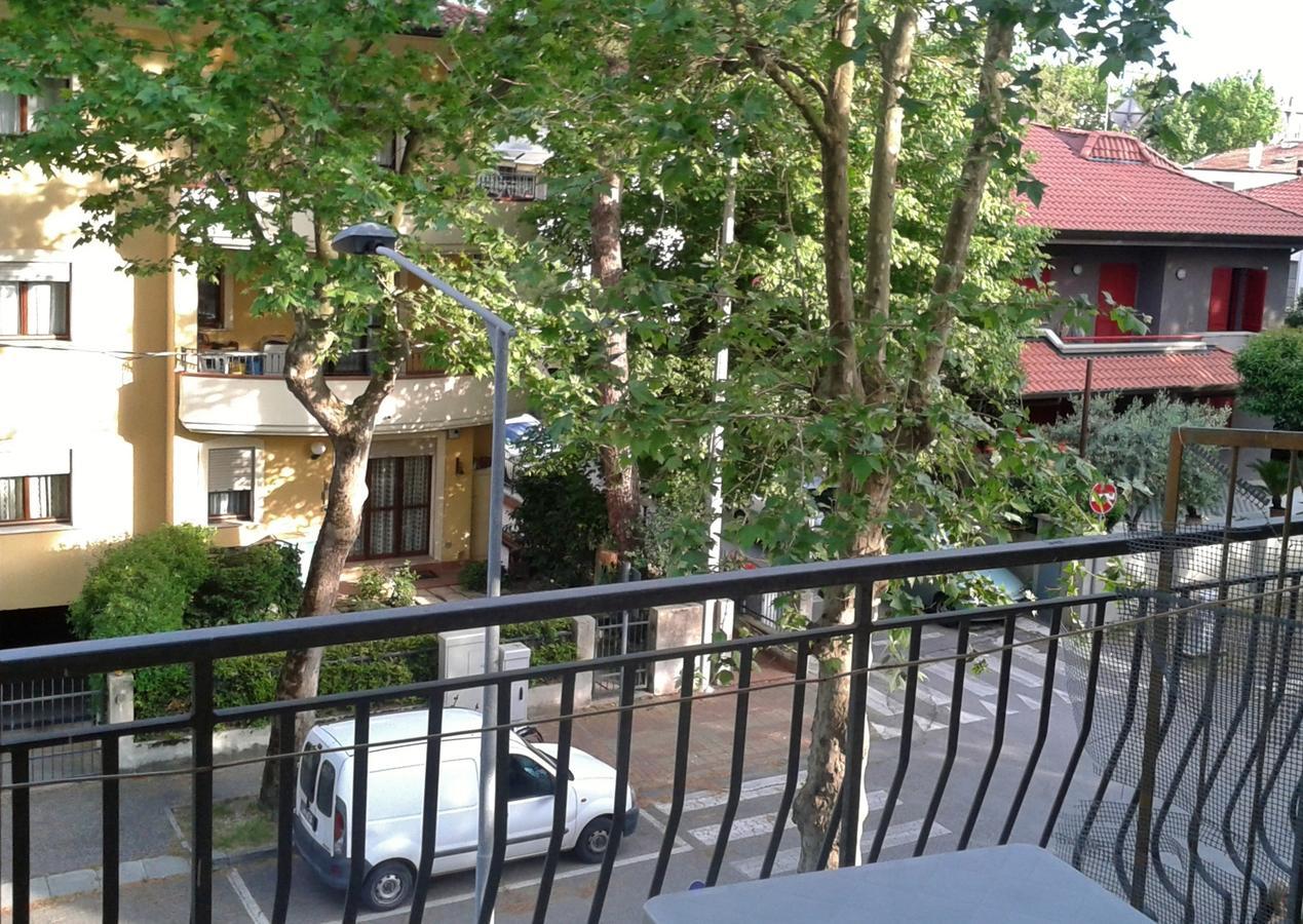 Residence Monaco Appartamenti Rimini Kültér fotó